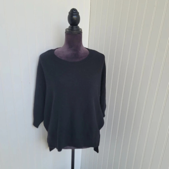 BCBG MAXAZRIA Women's Sweater Black Stretch 3/4 Sleeve Soft Cozy Wool Blend Sz M - Picture 1 of 8